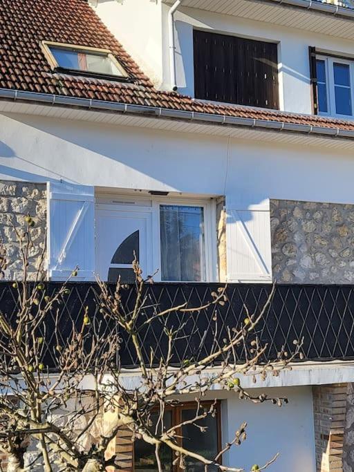 Le Repozoir, Une Halte Entre Paris Et Disneyland Exteriör bild